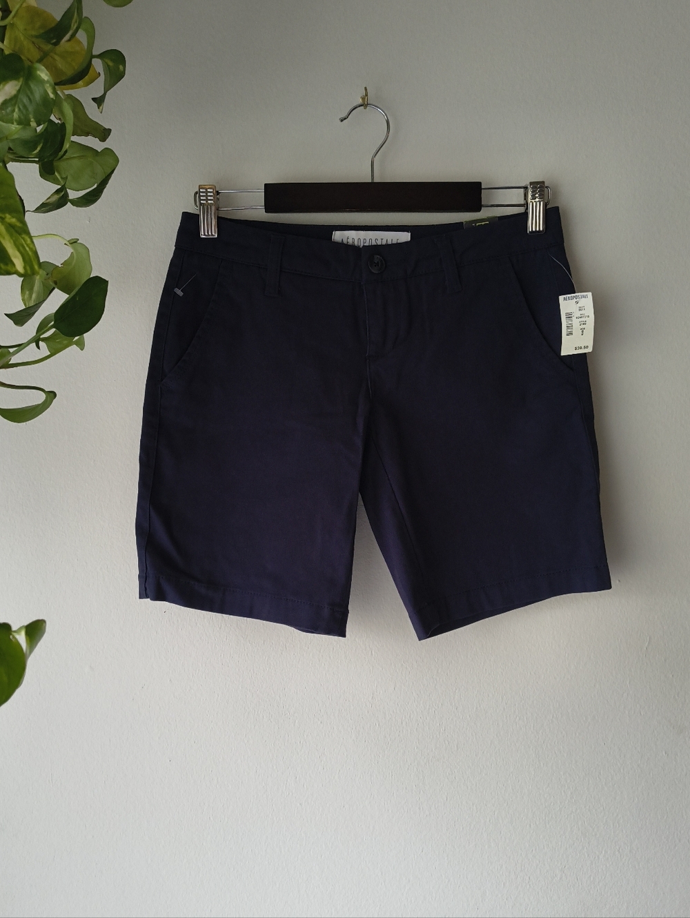 NWT Aeropostale Navy Blue Bermuda Shorts Size 0 Twill Chino